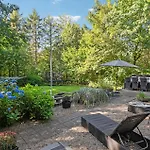3 Bedroom Cozy In Σπίτι διακοπών
