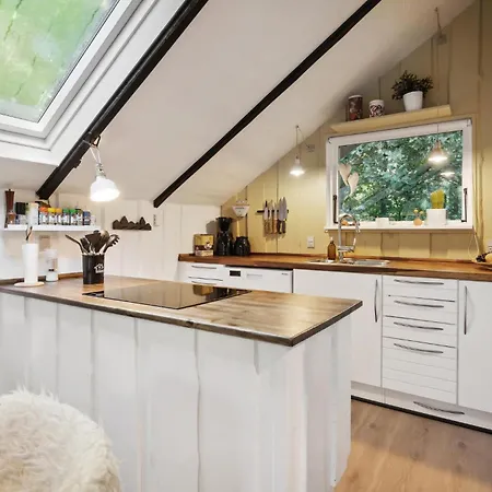 3 Bedroom Cozy In * Toftlund