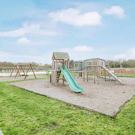 3 Bedroom Cozy In * Toftlund